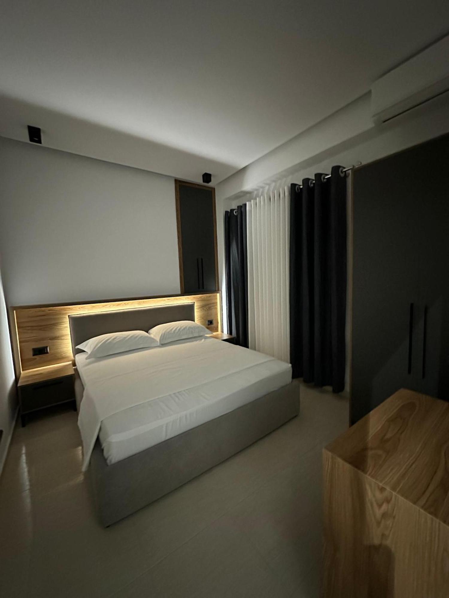 Gael Luxury Apartment Berat Exteriör bild