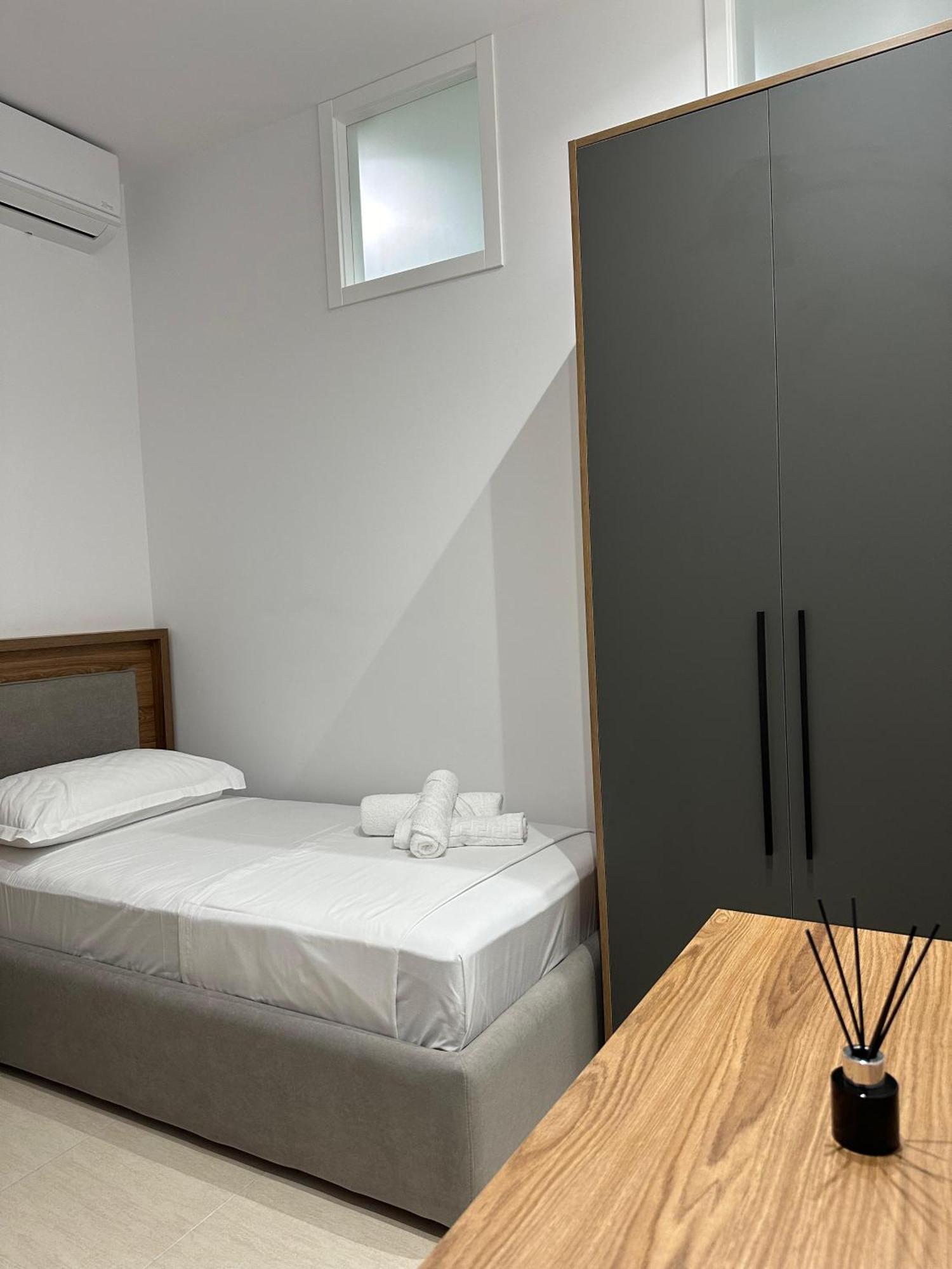 Gael Luxury Apartment Berat Exteriör bild