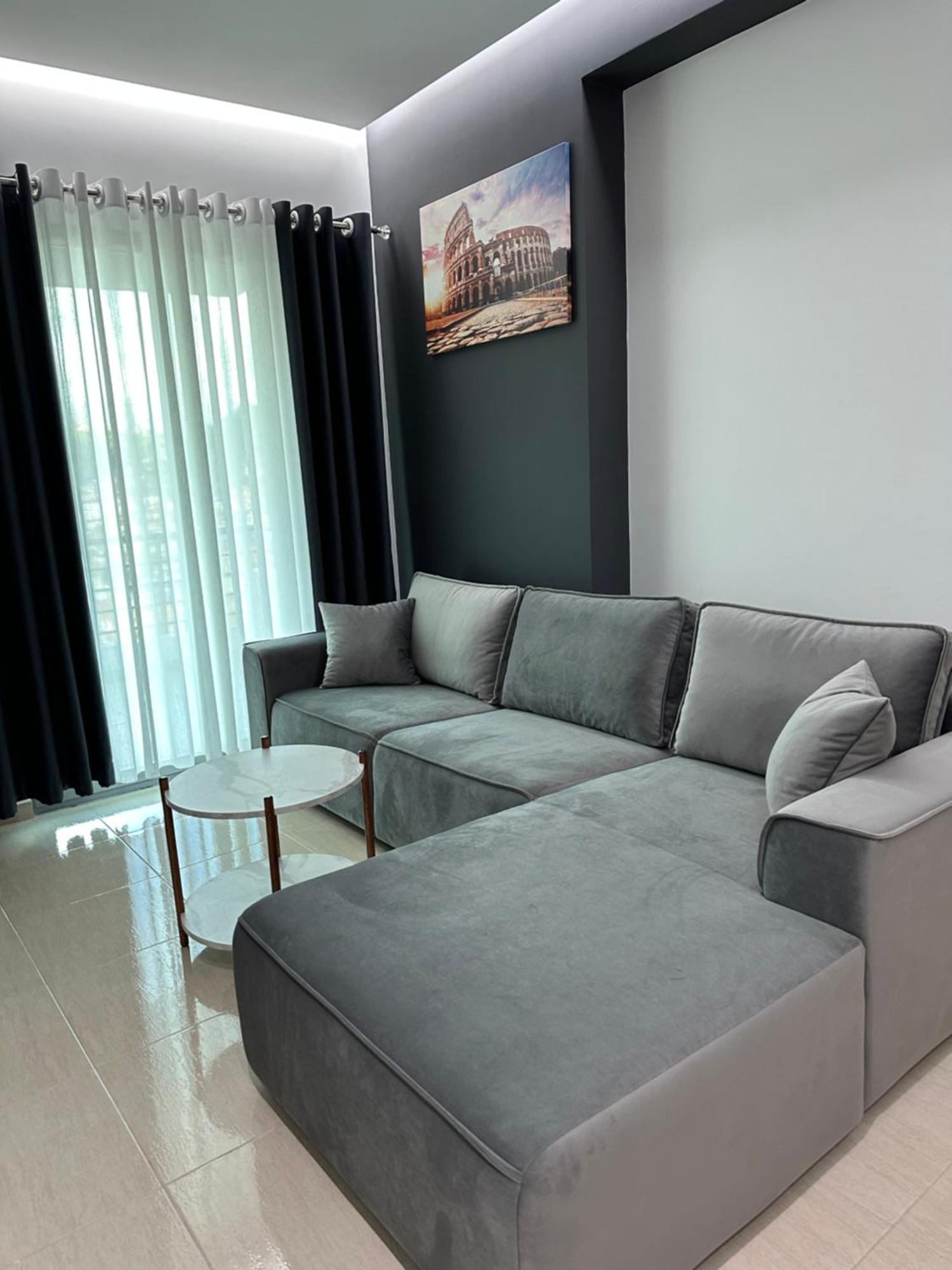 Gael Luxury Apartment Berat Exteriör bild